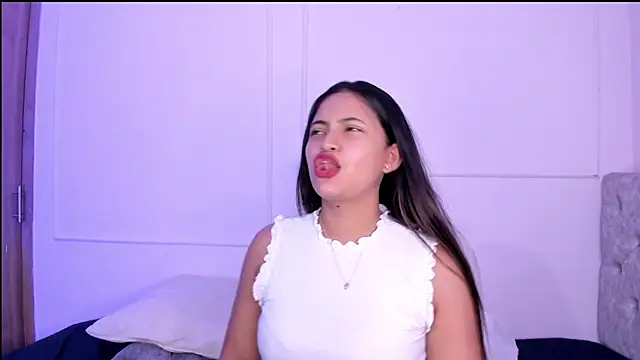 Isa squirt1 online show from March 27, 2026, 2:20 am