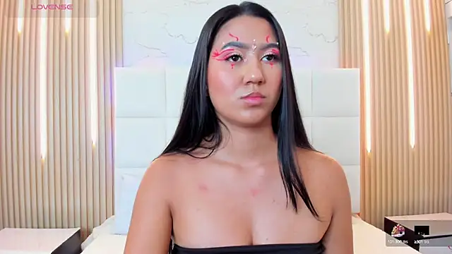 Snapshot of Iris_Thompson_ chatting on October 2, 2025, 5:11 am Iris Thompson  online show from October 2, 2025, 5:11 am