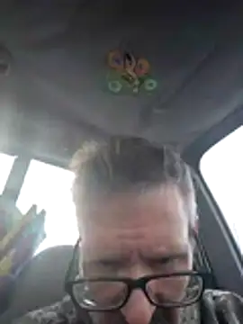 Snapshot of AronMellon76 chatting on December 15, 2025, 5:08 pm AronMellon76 online show from December 15, 2025, 5:08 pm