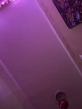 Snapshot of gingerbabe18 chatting on November 15, 2025, 12:14 am gingerbabe18 online show from November 15, 2025, 12:14 am