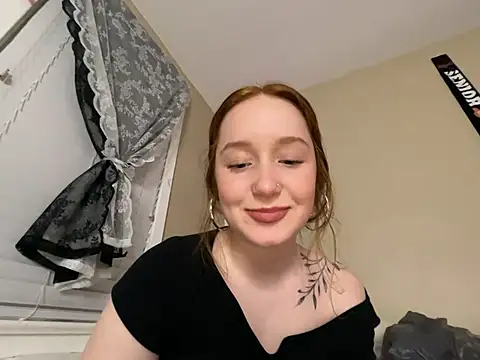 gingerbabe18 online show from February 6, 2025, 6:18 am