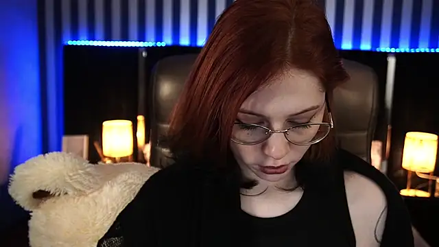 Snapshot of Sasha_Exclusive chatting on February 24, 2025, 3:33 am Sasha Exclusive online show from February 24, 2025, 3:33 am