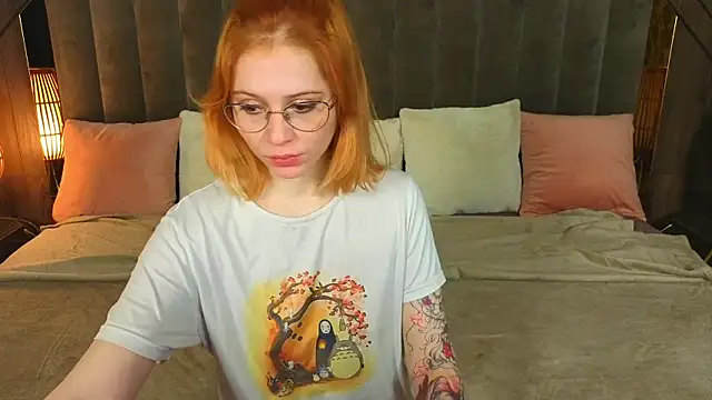 Snapshot of Sasha_Exclusive chatting on September 13, 2025, 6:13 am Sasha Exclusive online show from September 13, 2025, 6:13 am