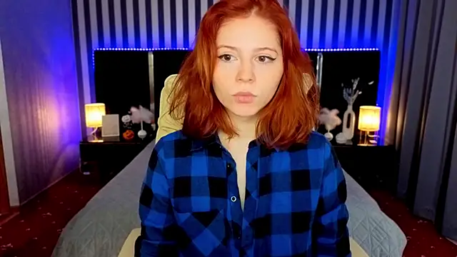 Sasha Exclusive online show from November 3, 2025, 1:47 pm