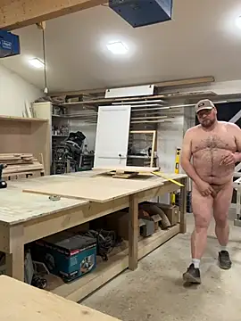 Snapshot of Thenakedjoiner1 chatting on March 3, 2026, 8:27 pm Thenakedjoiner1 online show from March 3, 2026, 8:27 pm