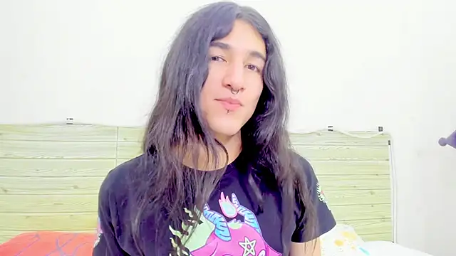 Evil Queen13 online show from January 16, 2026, 7:40 pm