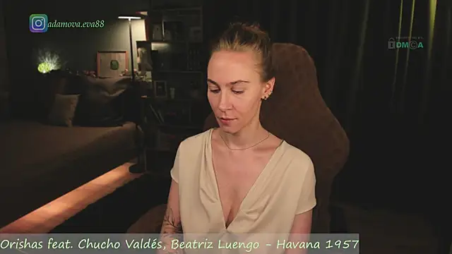 Snapshot of _Eva_Adama chatting on May 20, 2026, 4:42 am Eva Adama online show from May 20, 2026, 4:42 am