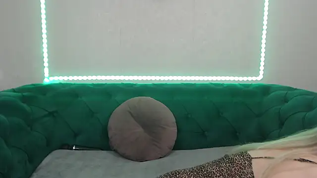 Snapshot of IvanaCharm chatting on February 28, 2026, 4:34 am IvanaCharm online show from February 28, 2026, 4:34 am