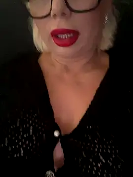 luna 14 online show from October 7, 2025, 6:25 am