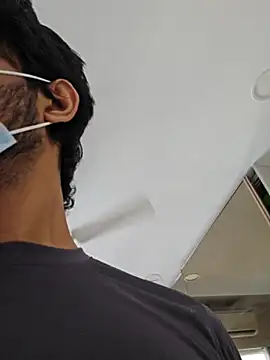 KingAsh 420 online show from November 12, 2025, 3:43 am