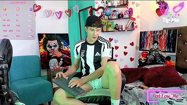 Snapshot of flowers18 chatting on September 25, 2025, 10:38 pm flowers18 online show from September 25, 2025, 10:38 pm