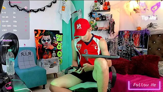 Snapshot of flowers18 chatting on October 15, 2025, 9:34 pm flowers18 online show from October 15, 2025, 9:34 pm