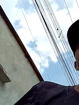 geroAguilar online show from September 25, 2025, 1:06 pm