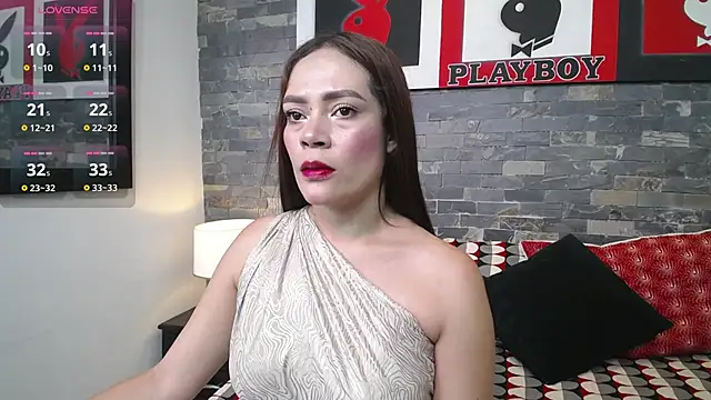 Snapshot of shantala_krisha chatting on October 15, 2025, 7:44 pm shantala krisha online show from October 15, 2025, 7:44 pm