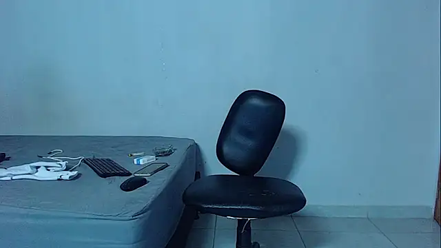 mikecoper 23 online show from December 23, 2025, 2:33 am