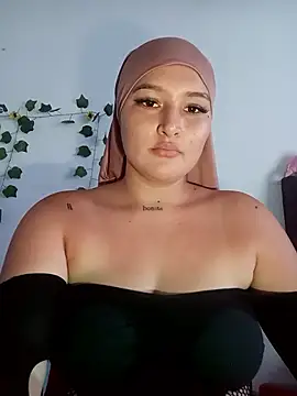 Celeste camila18 online show from September 21, 2025, 6:13 pm