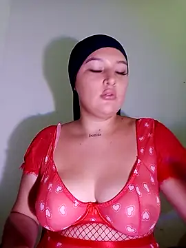 Celeste camila18 online show from September 20, 2025, 1:21 am