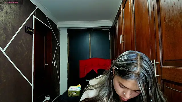 Snapshot of AntonellaRosee_ chatting on March 16, 2025, 12:00 pm AntonellaRosee online show from March 16, 2025, 12:00 pm