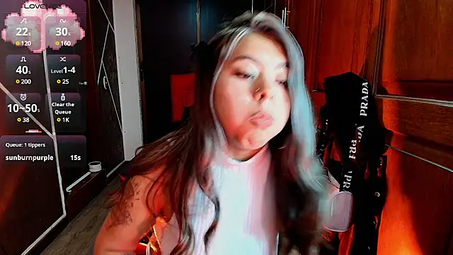 Snapshot of AntonellaRosee_ chatting on March 22, 2025, 6:03 pm AntonellaRosee online show from March 22, 2025, 6:03 pm