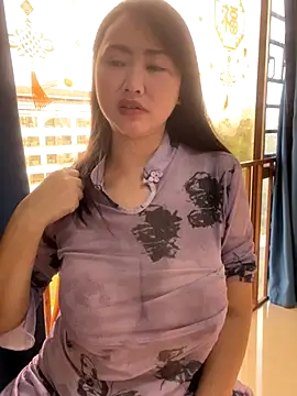 KK-baobao online show from September 9, 2025, 12:43 am