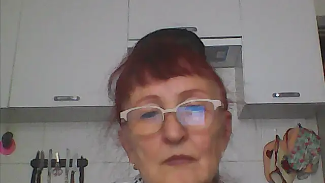 TanyaSweet634 online show from September 22, 2025, 6:08 am