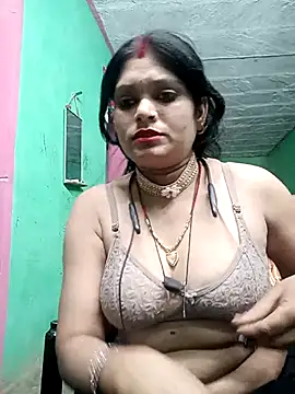 Snapshot of Chandni chatting on March 8, 2025, 10:24 pm Chandni online show from March 8, 2025, 10:24 pm