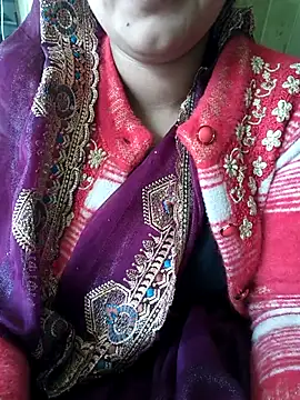 Snapshot of Chandni chatting on November 15, 2025, 5:33 am Chandni online show from November 15, 2025, 5:33 am