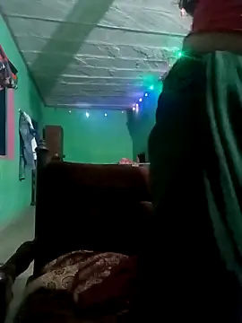 Snapshot of Chandni chatting on March 3, 2025, 2:28 pm Chandni online show from March 3, 2025, 2:28 pm