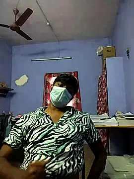 Tamilandteluguboy14 online show from December 4, 2025, 11:09 am