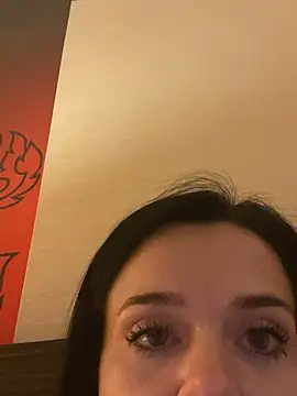 English-Chloe96 online show from February 20, 2025, 5:09 pm