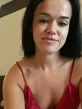 English-Chloe96 online show from February 24, 2025, 5:43 am
