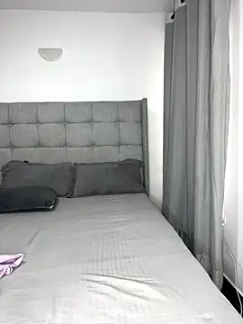 Snapshot of prettiepearl chatting on September 21, 2025, 6:40 am prettiepearl online show from September 21, 2025, 6:40 am