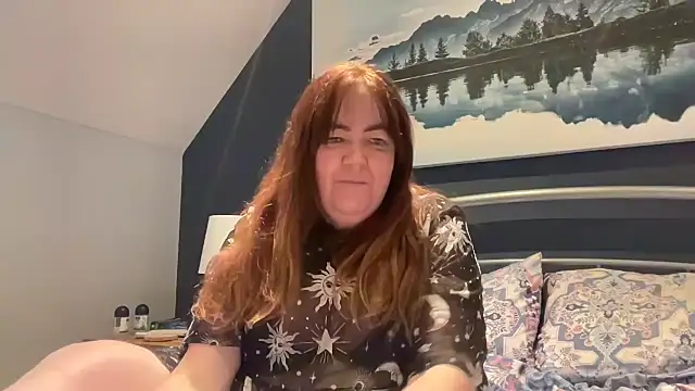 Snapshot of curvy-milf-abbie chatting on January 15, 2026, 4:10 pm curvy-milf-abbie online show from January 15, 2026, 4:10 pm