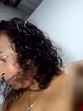  violetta - online show from December 1, 2025, 11:49 pm