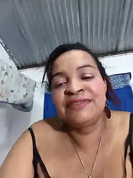 Snapshot of _violetta_- chatting on February 4, 2026, 11:11 pm violetta - online show from February 4, 2026, 11:11 pm