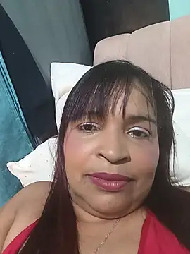 Snapshot of _violetta_- chatting on July 15, 2026, 12:39 am violetta - online show from July 15, 2026, 12:39 am