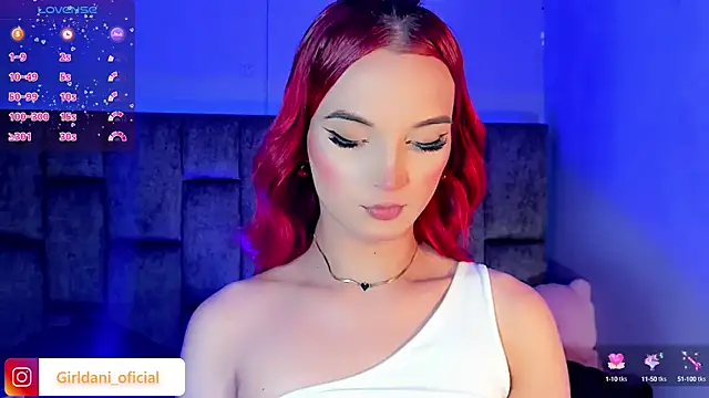 Liittle foxxxy online show from March 18, 2025, 6:17 am