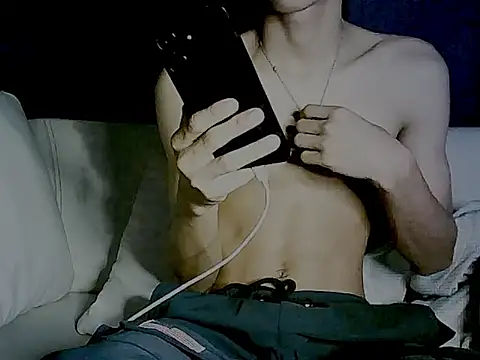 Snapshot of Key_198 chatting on December 26, 2024, 4:43 am Key 198 online show from December 26, 2024, 4:43 am