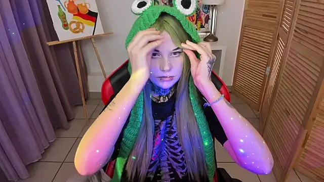 Snapshot of mekurisu chatting on September 28, 2025, 1:23 am mekurisu online show from September 28, 2025, 1:23 am