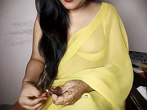 Snapshot of karishma chatting on October 12, 2025, 1:34 pm karishma online show from October 12, 2025, 1:34 pm