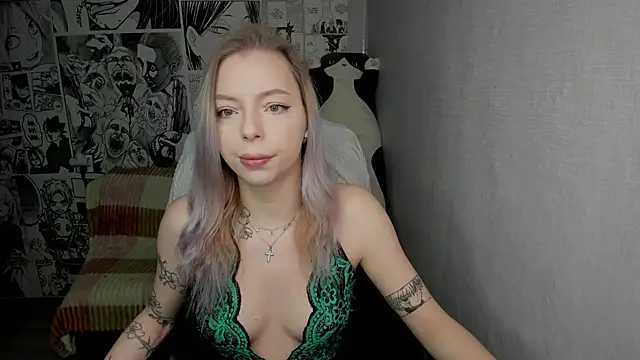 Snapshot of Martha_Cameron chatting on February 17, 2025, 9:54 pm Martha Cameron online show from February 17, 2025, 9:54 pm