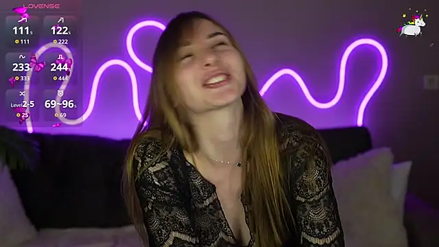 Snapshot of JennyyLuv chatting on September 29, 2025, 3:06 pm JennyyLuv online show from September 29, 2025, 3:06 pm