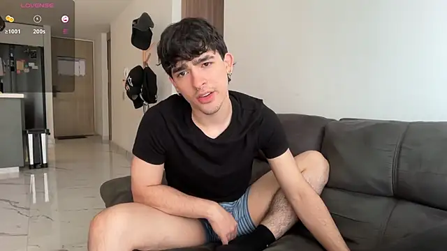 Snapshot of zenn_rush1 chatting on October 4, 2025, 1:45 pm zenn rush1 online show from October 4, 2025, 1:45 pm