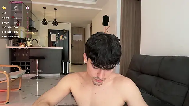 Snapshot of zenn_rush1 chatting on October 10, 2025, 1:56 pm zenn rush1 online show from October 10, 2025, 1:56 pm