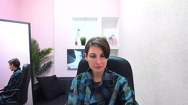 AuroraScript online show from March 11, 2025, 3:23 pm