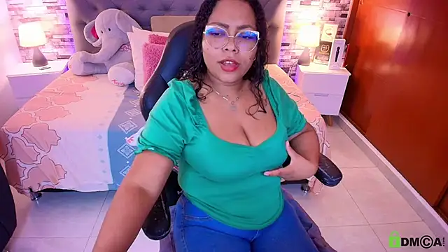 Snapshot of italy___boobs chatting on February 3, 2026, 1:16 pm italy boobs online show from February 3, 2026, 1:16 pm