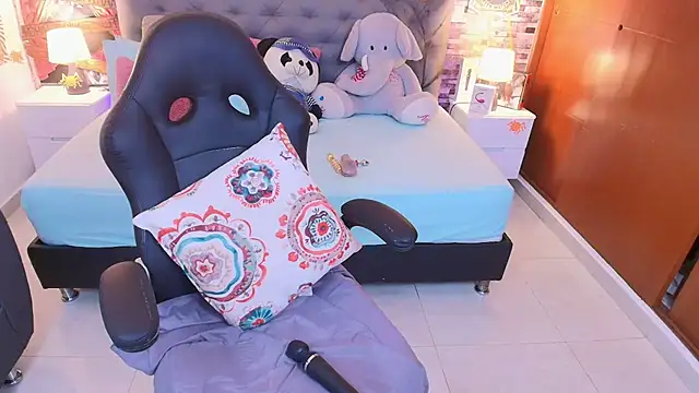 Snapshot of italy___boobs chatting on October 13, 2025, 1:02 pm italy   boobs online show from October 13, 2025, 1:02 pm