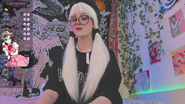 Snapshot of kissthasky chatting on October 12, 2025, 7:04 pm kissthasky online show from October 12, 2025, 7:04 pm