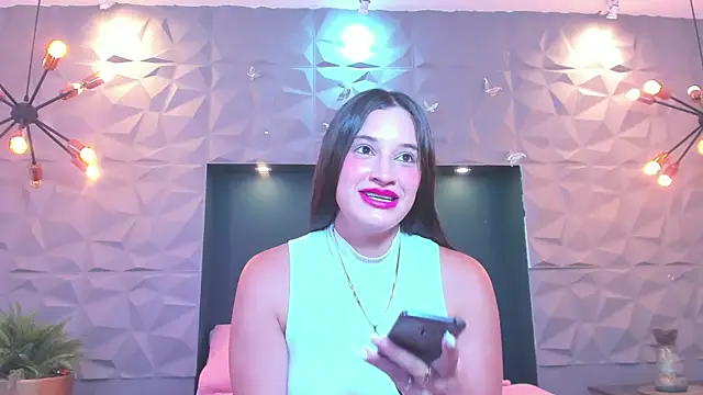 LaurenJhonsonn online show from March 11, 2025, 5:57 am