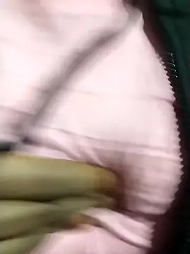 saloni19881 online show from January 14, 2025, 7:17 am